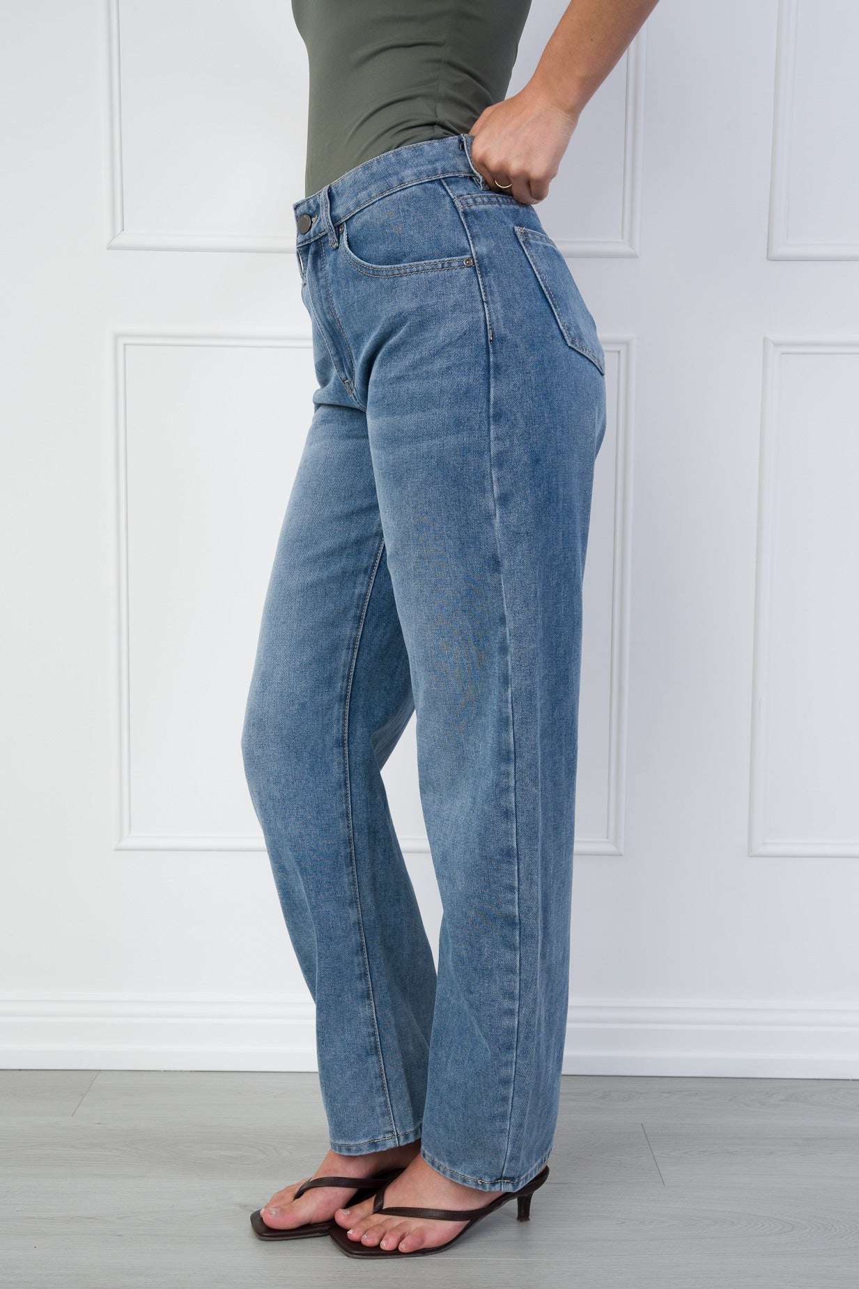 Charlie Barrel Jeans