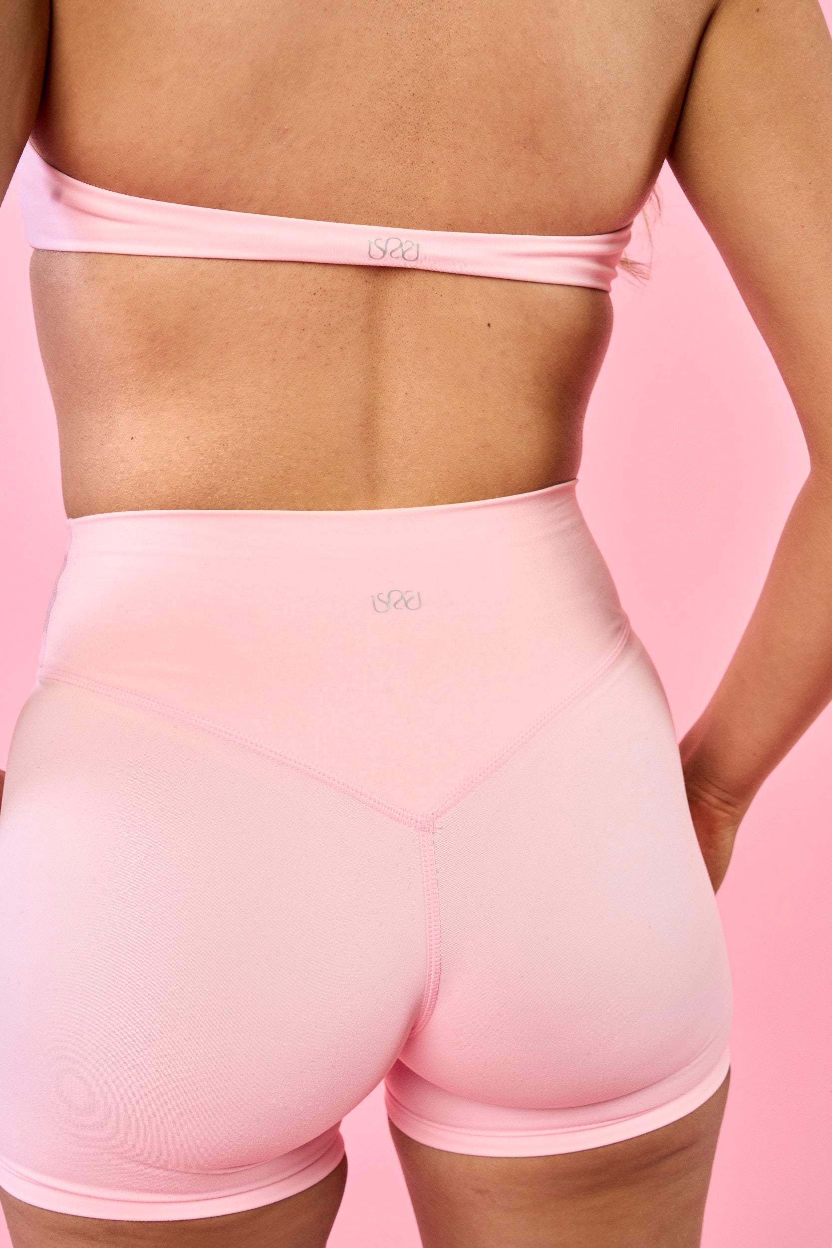 Ease Short