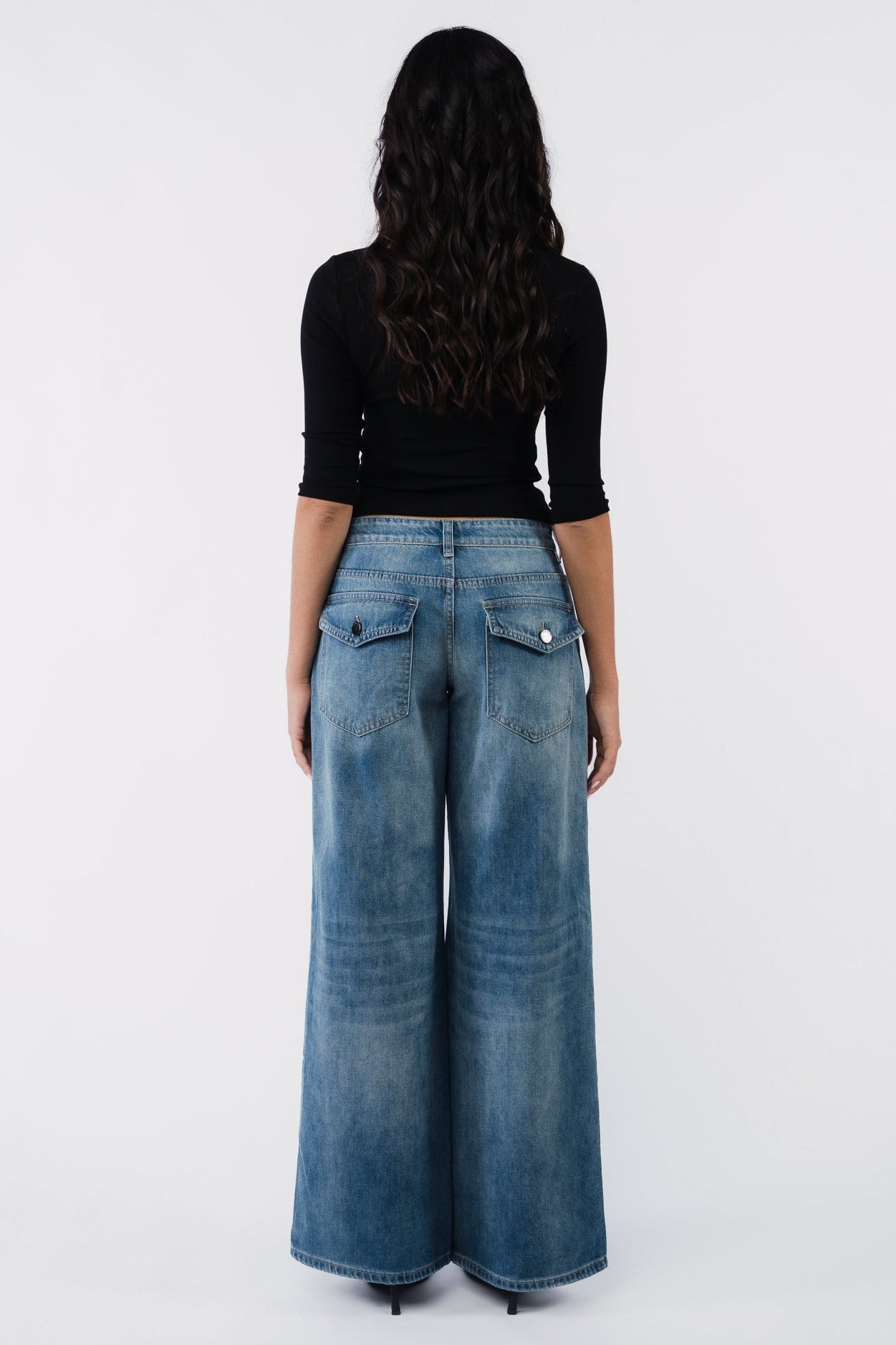 Gigi Low Wide Jeans
