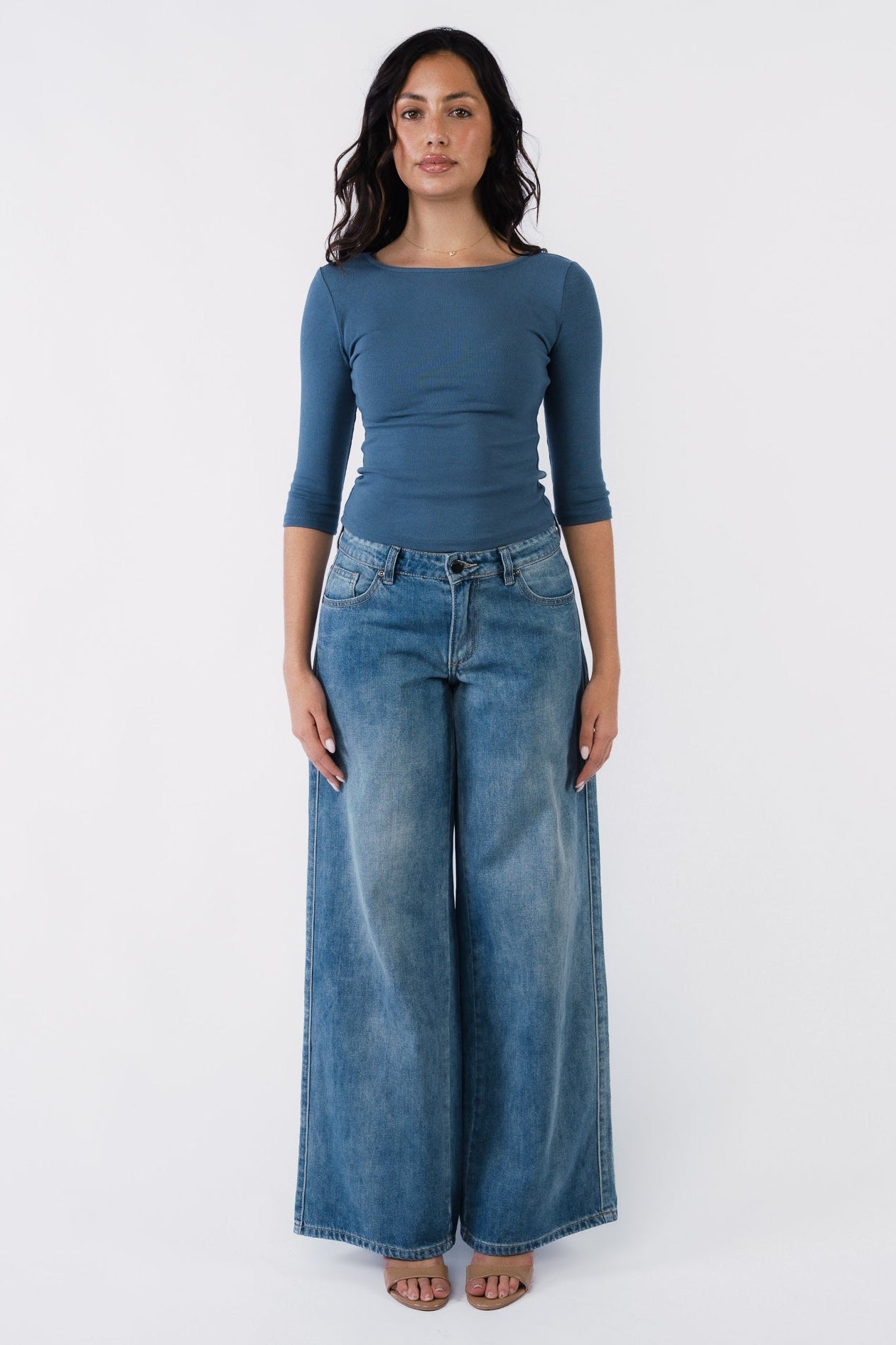 Gigi Low Wide Jeans